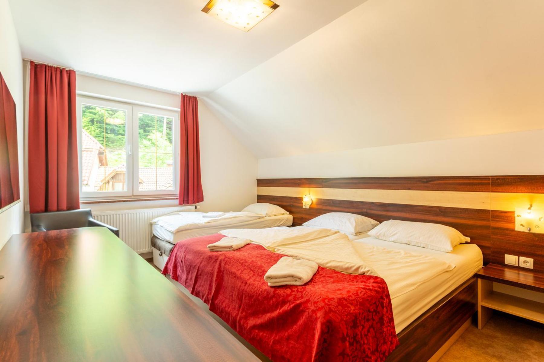 Dreibettzimmer